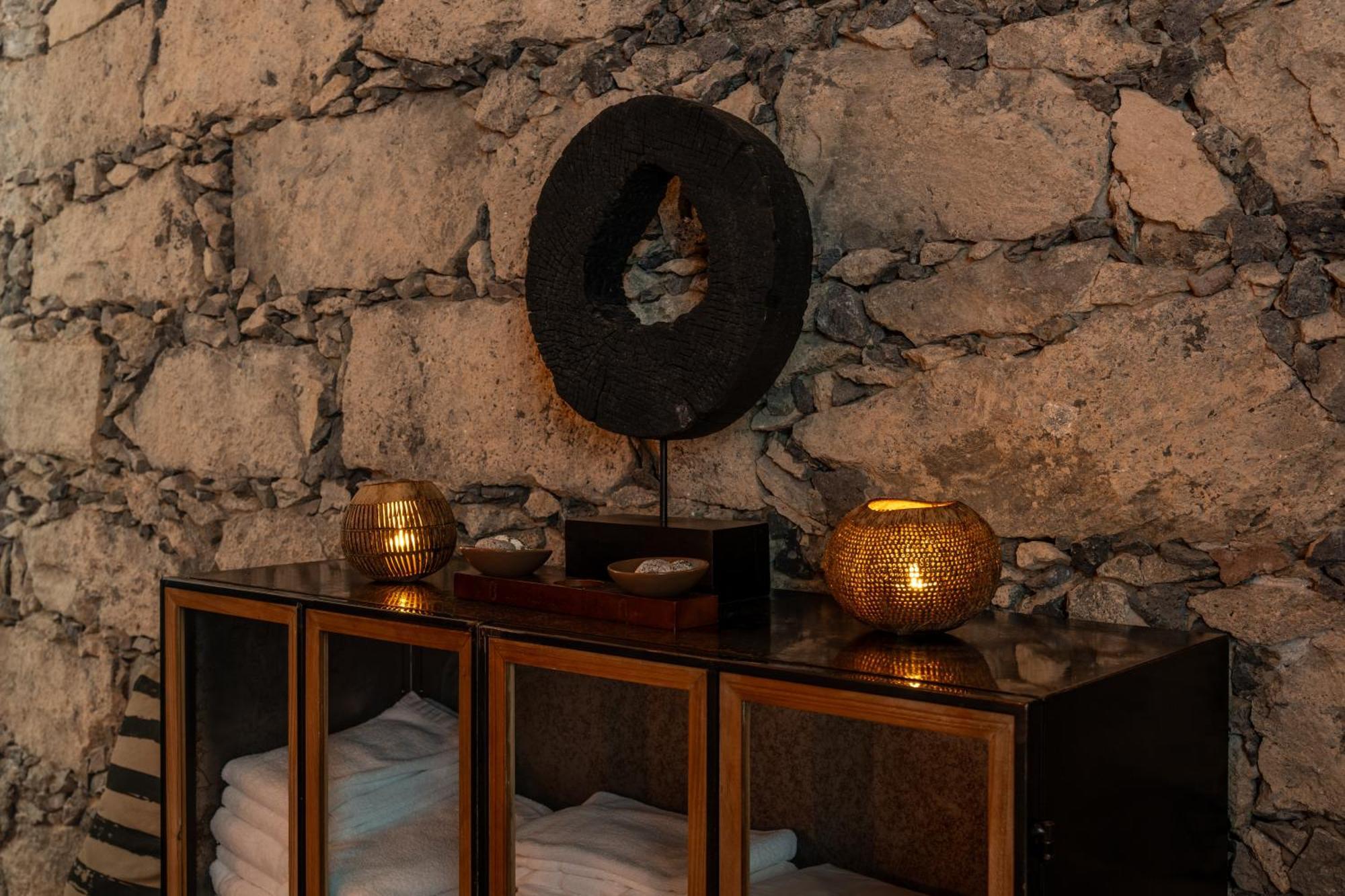 Sensi Azores Nature And Spa Ginetes 외부 사진 A detail of the interior of the house